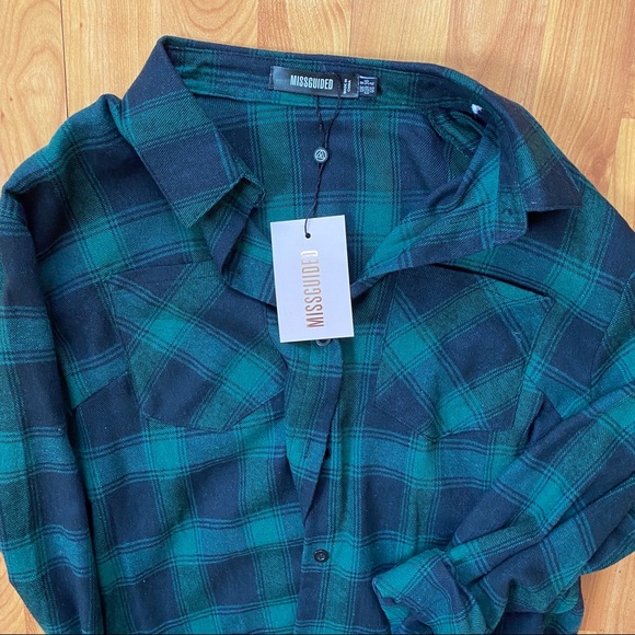 Misguided Flannel Dress - Picture 3 of 3